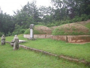 The Twin Tombs of Princess Uihye and Han Gyeong-rok