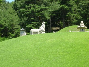 Seooreung Tombs Korea (40)