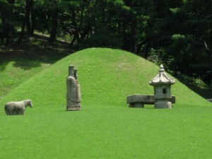 Seooreung Tombs Korea (69)